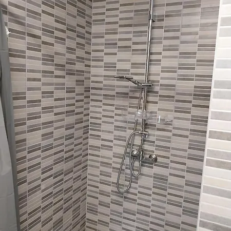 Apartment Repi-tar *