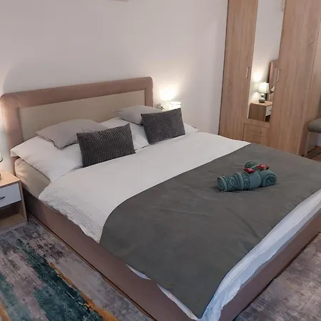 Repi-tar Apartment