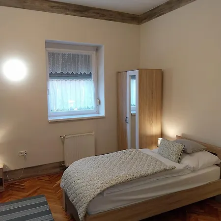 Apartment Repi-tar
