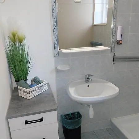 Apartment Repi-tar *