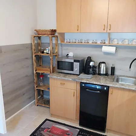 Repi-tar Apartment