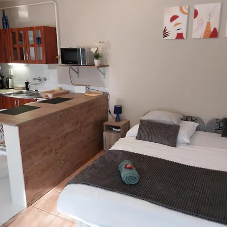 Apartment Repi-tar